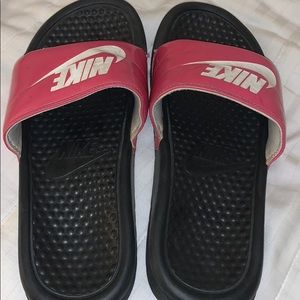 Nike slides